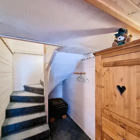 Merisier-8pers-proche Pistes Dağ evi